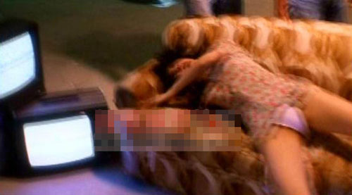 黎姿早年大尺度照曝光 浴室湿身凸点惨遭强奸(图)