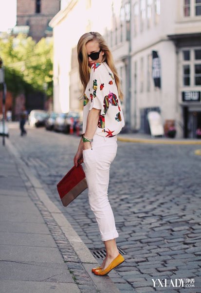 <em>旅游穿什么</em>拍照<em>好看</em> 彩虹色才够醒目 _ 生活频