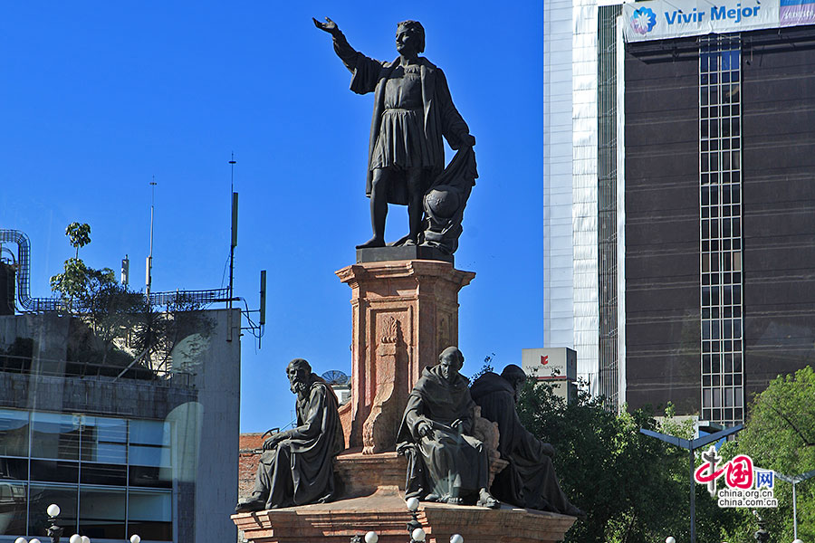 探险航海家克里斯托弗·哥伦布纪念碑