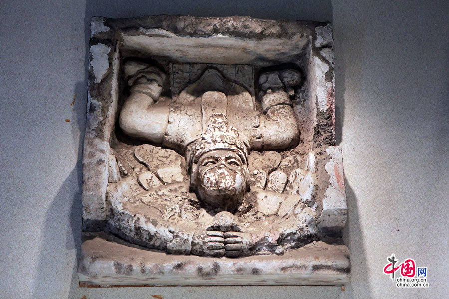 古典瑪雅中的侏儒陪葬館