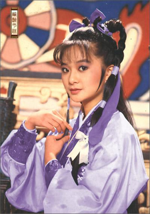 俠侶》飾 公孫燕 《飛燕驚龍》飾 沈霞琳 1986年《彩霞滿天》