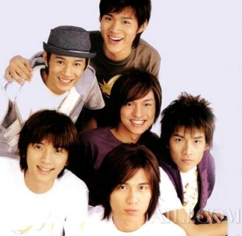 揭那些年当红乐坛组合被迫解散之谜