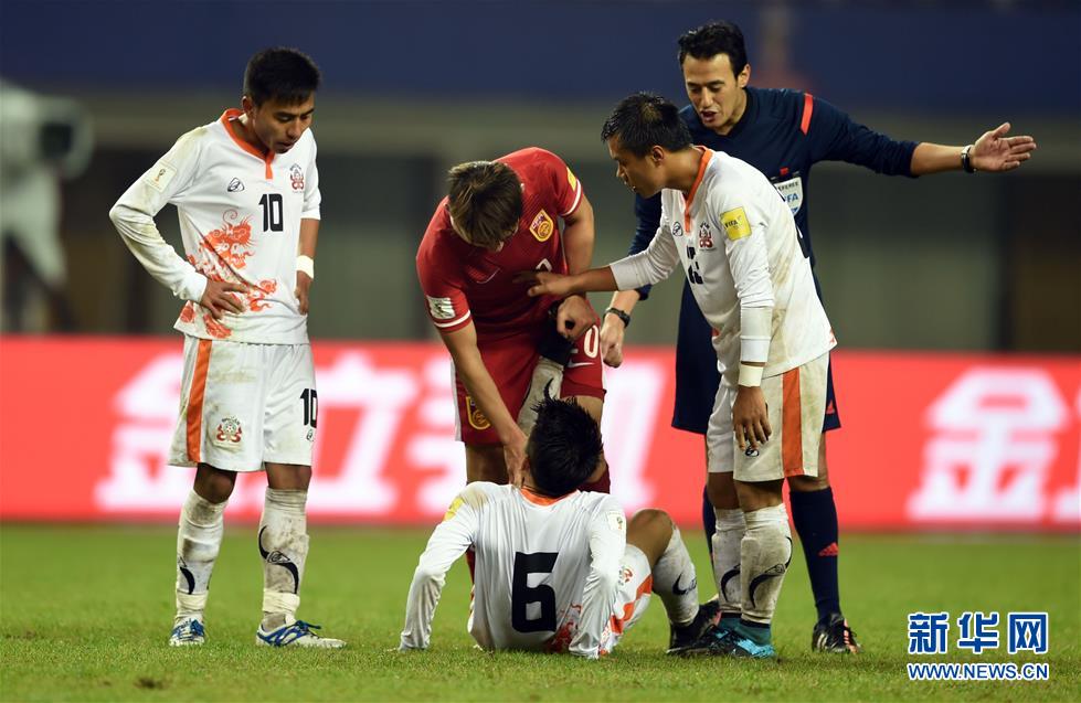 （體育）（6）足球——世預賽：中國勝不丹