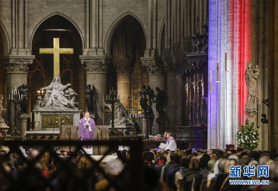 （國際）（5）巴黎聖母院舉行恐襲遇難者追思彌撒