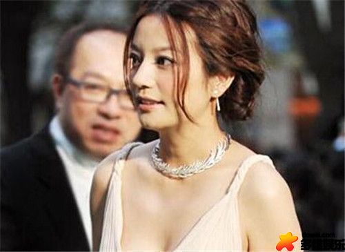 揭影坛大亨夺走舒淇第一次改变其一生的内幕