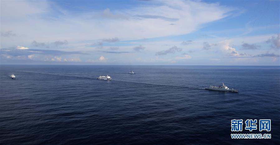 （国际·图文互动）（2）中国海军舰艇编队在太平洋东部某海域成功开展国际人道主义海上医疗救护与后送演练