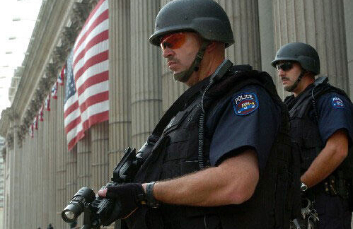 美国:纽约市警方举行反恐演习