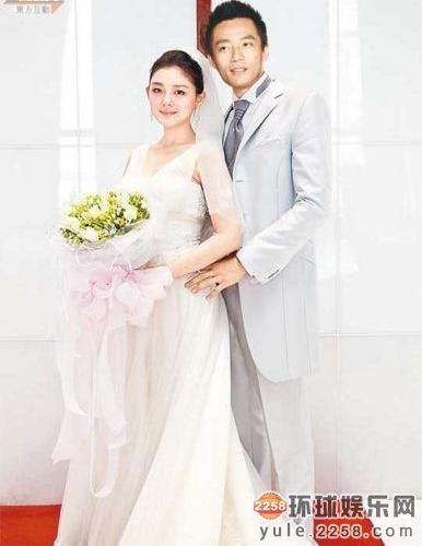 侯佩岑晒儿子近照 盘点女星洞房夜的囧事(图)