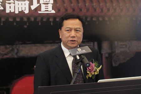 王艳的老公王志才原是手表厂职工,去香港结婚后搞北京房地产才掘得