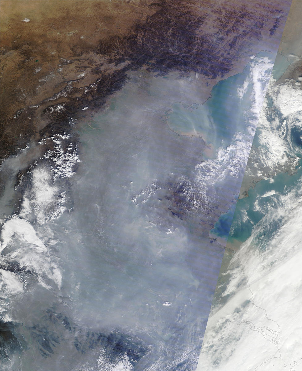 美国NASA卫星云图下的中国雾霾