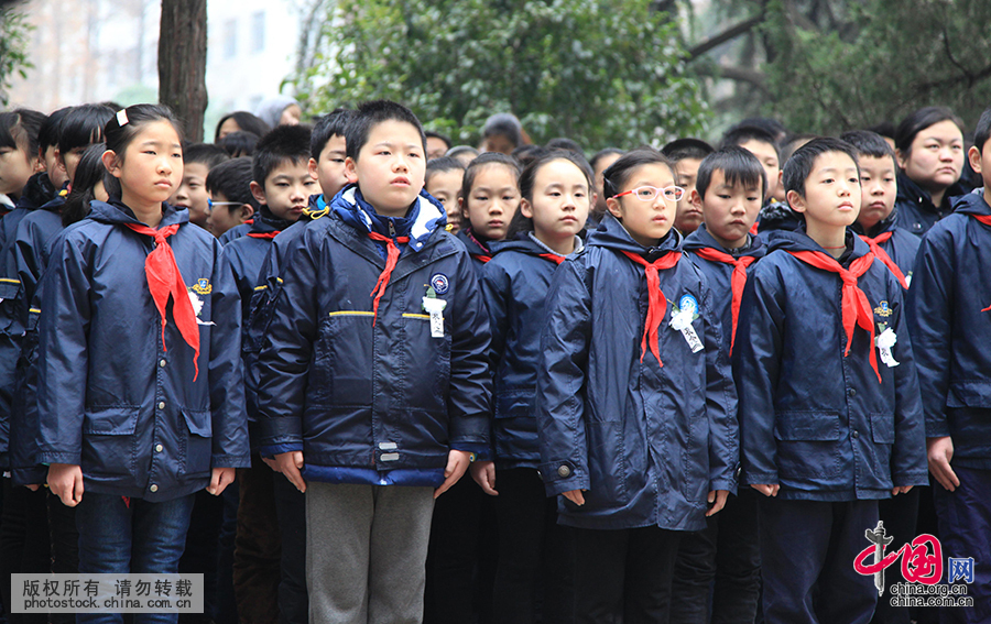 南京北极阁举行国家公祭仪式 悼念30万遇难同胞[组图]