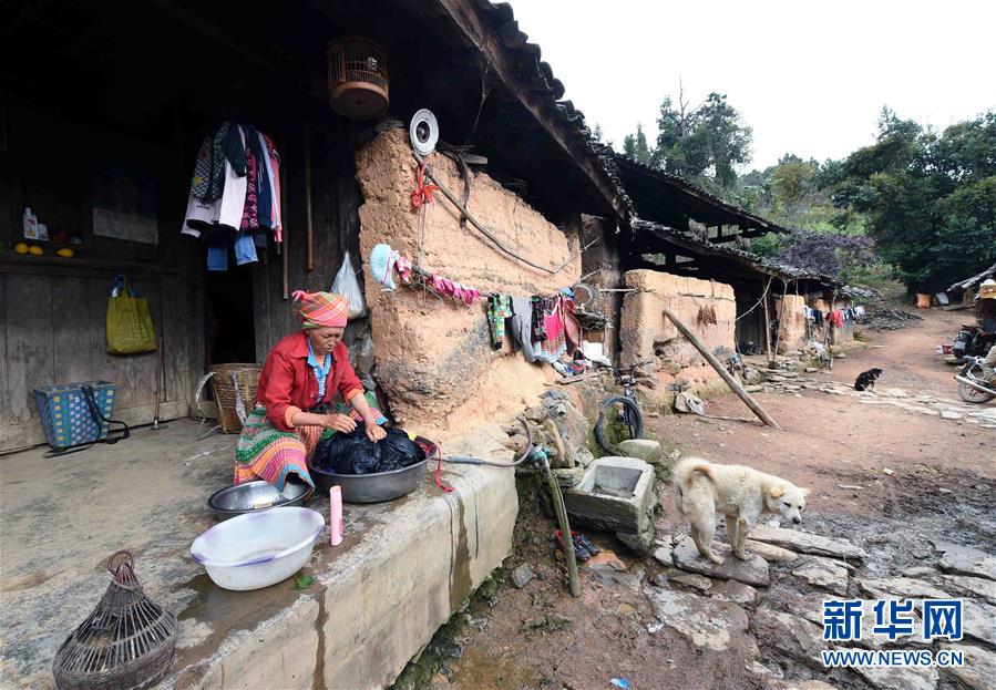 （走基层 听民声）（6）走访砚山县少数民族贫困村寨