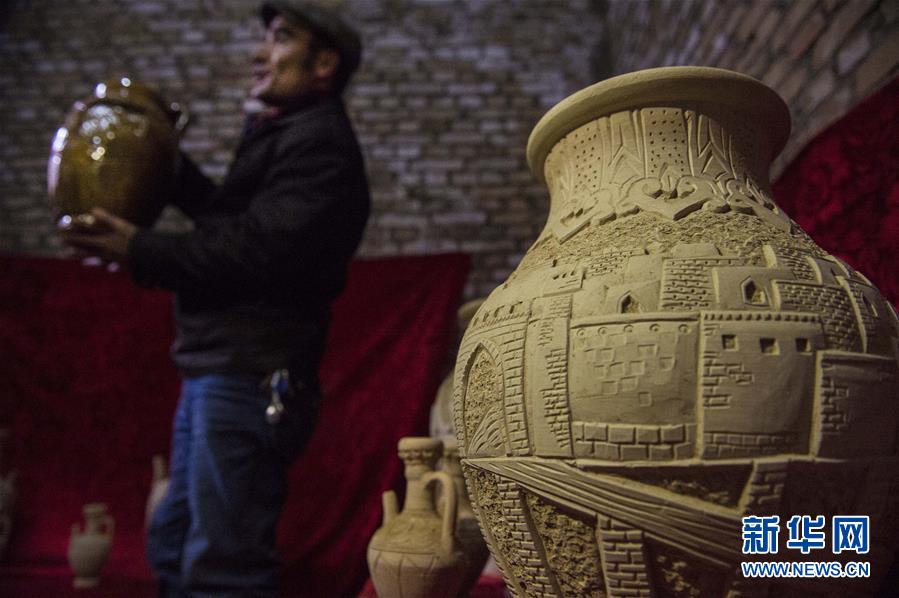 （圖片故事）（4）喀什土陶匠人：清潔能源讓古老技藝在開放中傳承