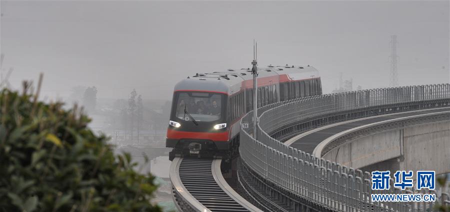 （社會）（1）中國首條中低速磁浮鐵路預計本月26日試運作