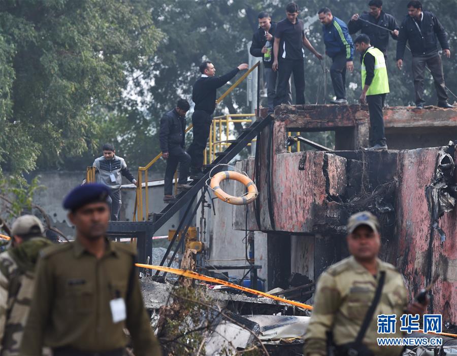 （國際）（2）印度一架軍機在新德里墜毀10人遇難