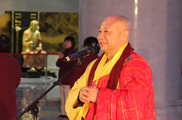 中国佛教协会副会长、广东省佛教协会会长、广州光孝寺方丈明生大和尚