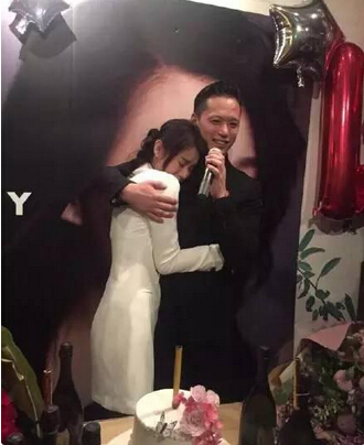 胡杏幸福大婚,嫁给了那个宠她如命的李先生!