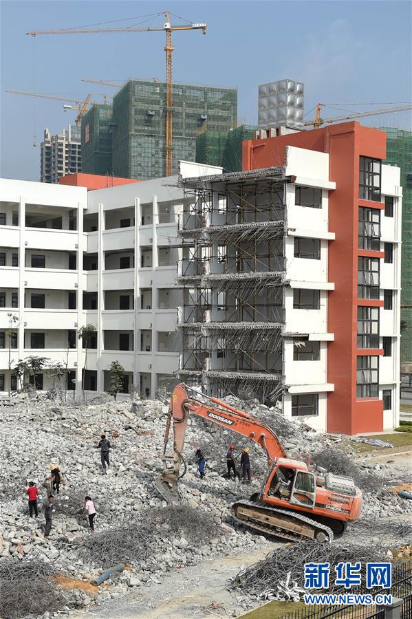 （社會）（5）廣西南寧一教學樓剛建好就被拆除引熱議