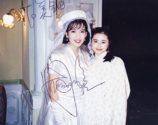 1995年,参演周慧敏,梁艺龄,陈锦鸿,谭耀文主演的电视剧《刀马旦》