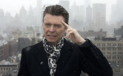 大卫鲍威去世 有双性恋倾向 曾被前妻捉奸在床