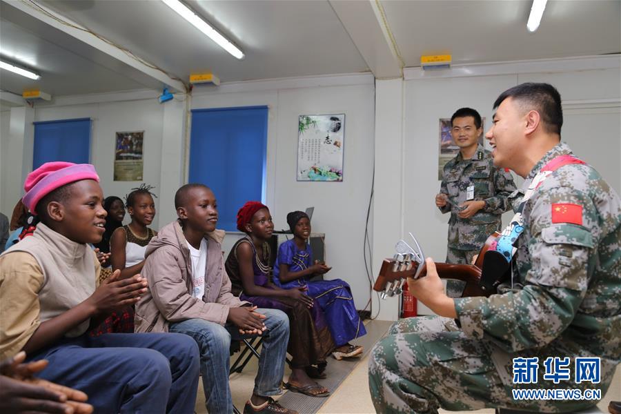 （XHDW）（2）中國赴馬利維和部隊舉行“維和營開放日”活動