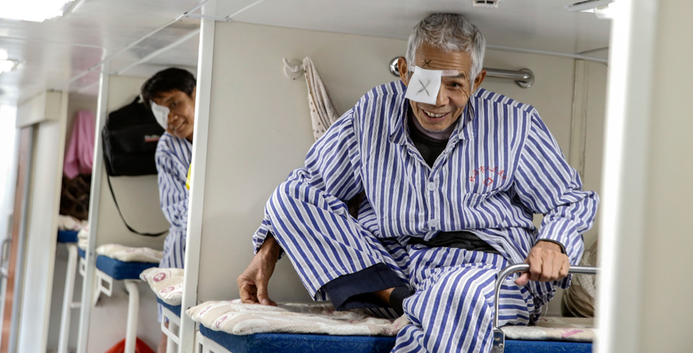 火车上的眼科医院