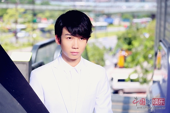 白举纲加盟芒果春晚 或拜师汪涵成“天天小兄弟”