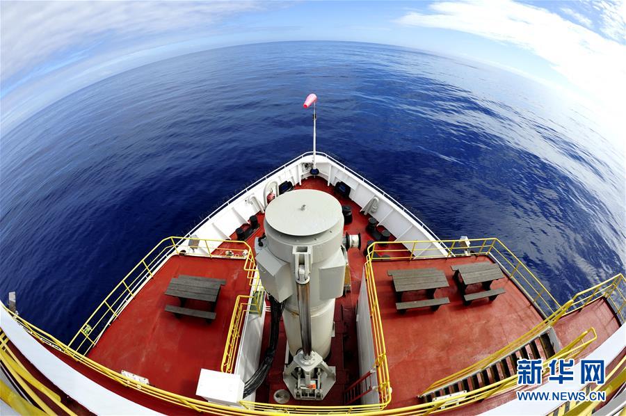 （國際）（2）“決心”號結束西南印度洋中脊鑽探赴模里西斯