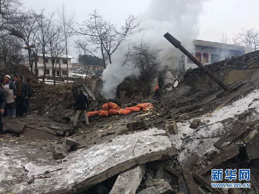 #（晚报）（1）贵州省威宁县发生疑似非法生产烟花爆竹爆炸事故6人死亡10人受伤 