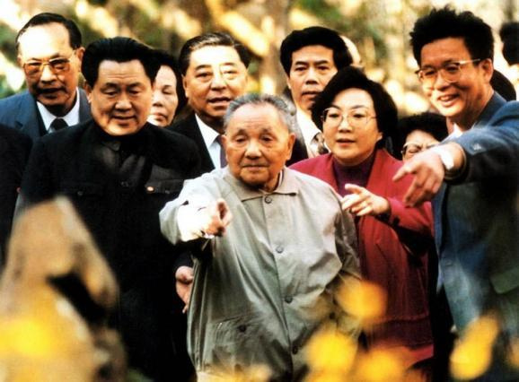 邓小平1981年向金庸透露:为何我不当国家主席