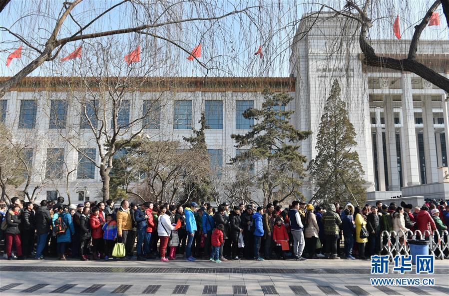 （社会）（2）北京景区迎来春节游客潮