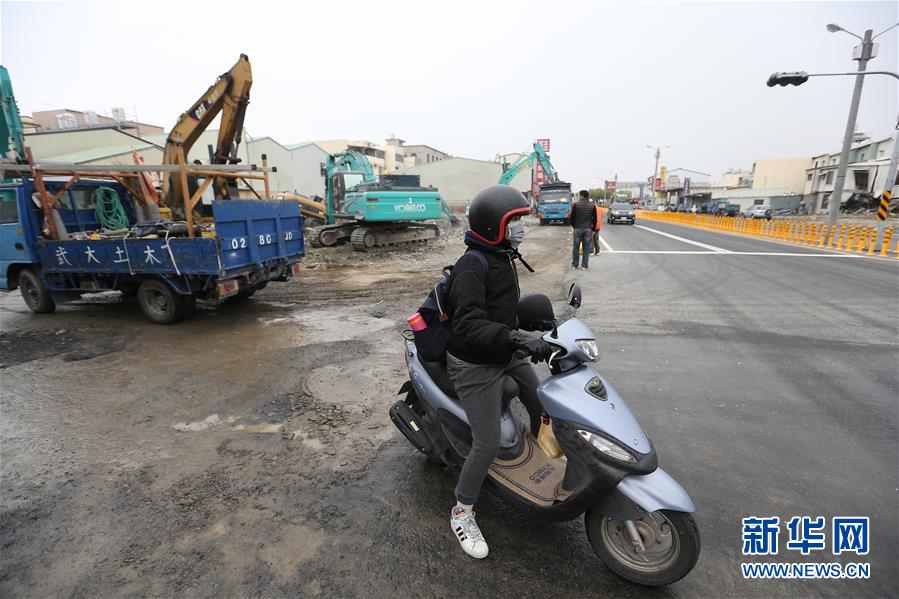 #（社會）（3）受台南地震損壞的永大路恢復通車