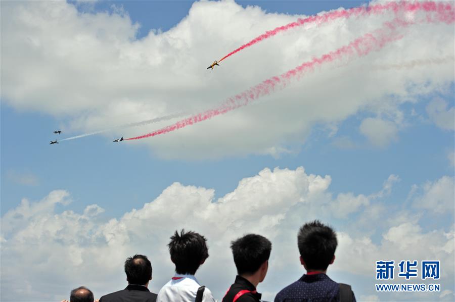 （國際）（5）新加坡航空展呈獻特技飛行表演
