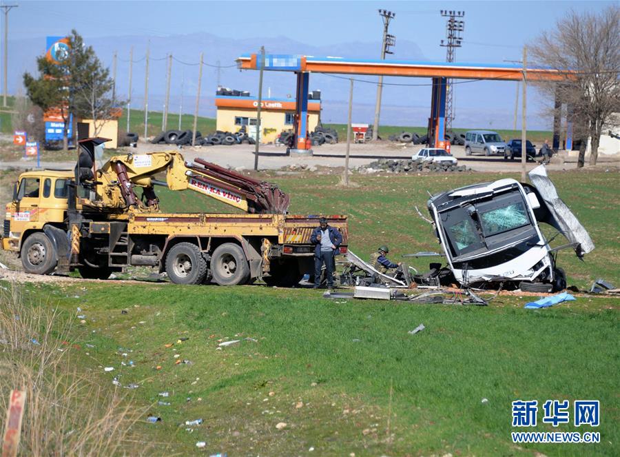 （國際）（1）土耳其軍車在土東南部遭襲6名軍人死亡