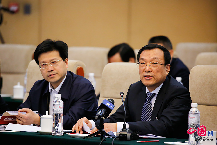 3月7日，在浙江代表團開放團組會上，杭州市長張鴻銘就舉辦G20峰會的問題回答了記者的提問。中國網記者 楊佳攝