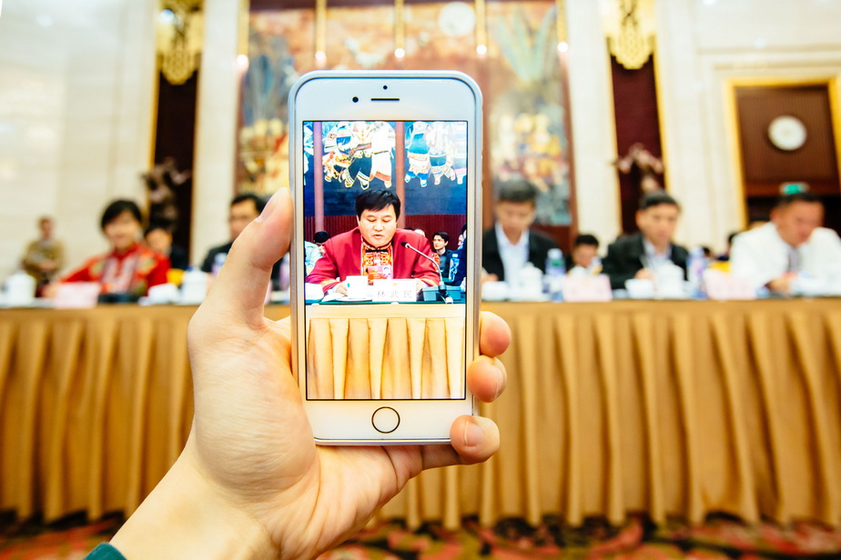 3月8日，全国人大代表林武民在十二届全国人大四次会议广西代表团全体会议上发言。 新华社记者张铖摄