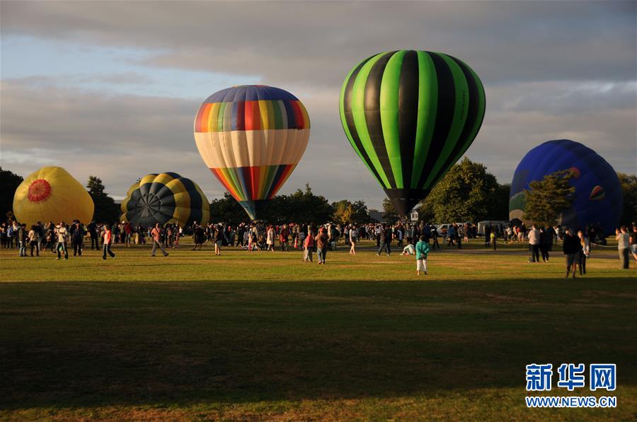 （国际）（1）新西兰怀卡托国际热气球节闭幕