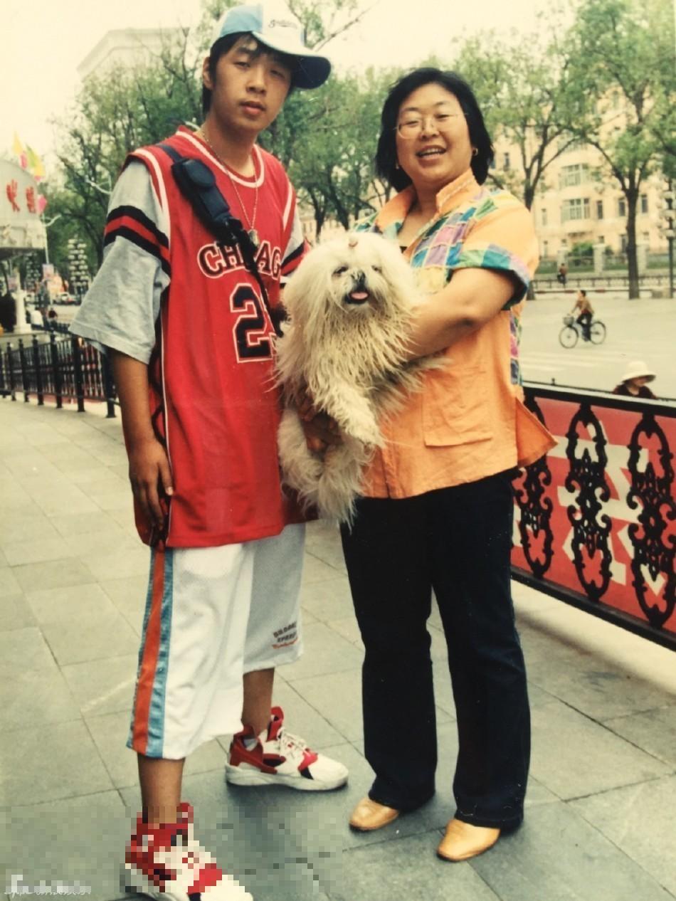 徐若瑄母似林青霞 刘亦菲妈妈超美 女星基因强大