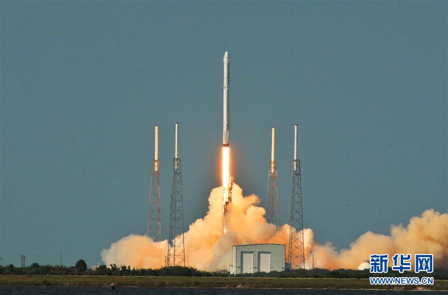 （国际）美火箭首次在船上软着陆 充气式太空舱飞往空间站 