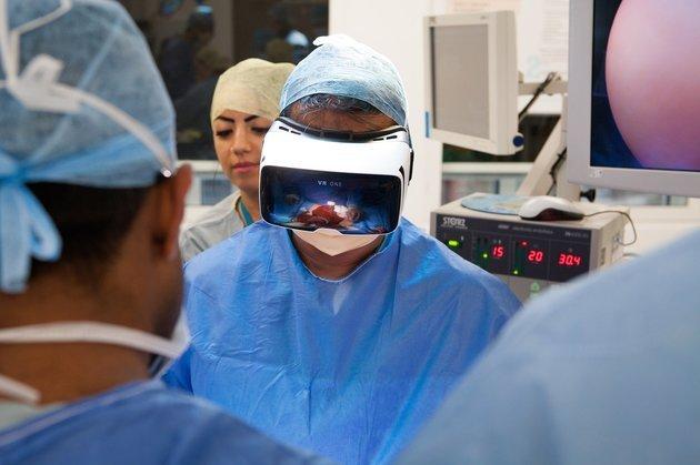 英國將首次實現VR全球直播手術過程