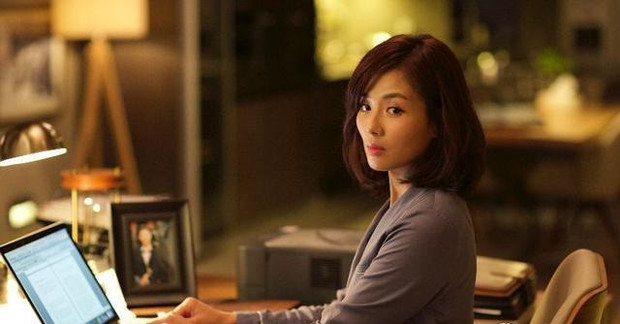 刘涛女儿修玩具车 欢乐颂刘涛女儿客串小安迪