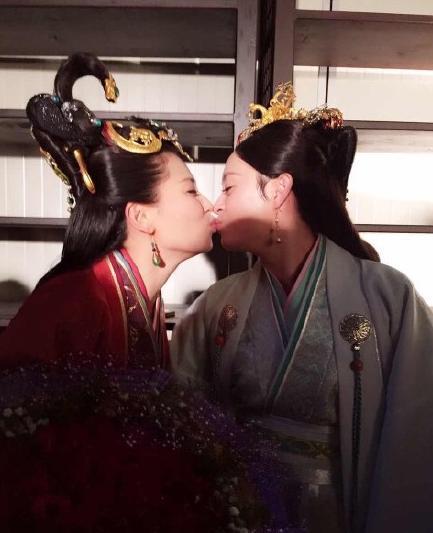 刘涛为蒋欣发愁找男友 盘点刘涛圈中好友男女通吃