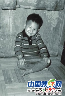 TVB明星儿时照片集合佘诗曼童年比基尼照曝光
