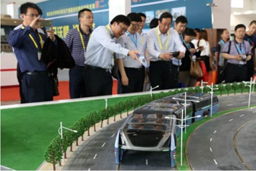 巴铁亮相第十三届中国国际交通技术与设备展