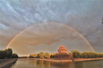 刷爆朋友圈的北京双彩虹
