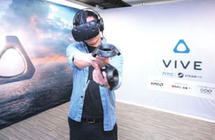 VR产品 虚拟照进现实