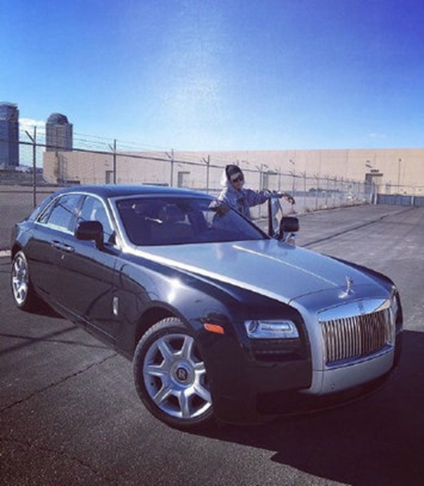 盘点娱乐圈明星豪车座驾(组图)