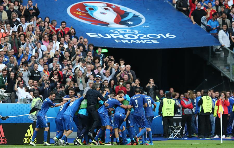 （欧锦赛）（1）足球——八分之一决赛：意大利战胜西班牙
