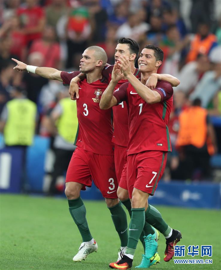 在法国马赛举行的2016年欧洲足球锦标赛四分之一决赛中,葡萄牙队与