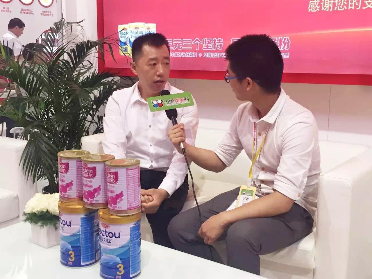 上海婴童展,看三元奶粉吴松航如何接招犀利提